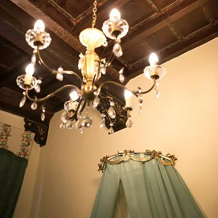 Bed & Breakfast All'ombra Della Torre Only Siena