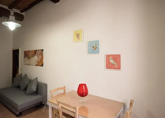 All'ombra Della Torre Only Bed & Breakfast Siena