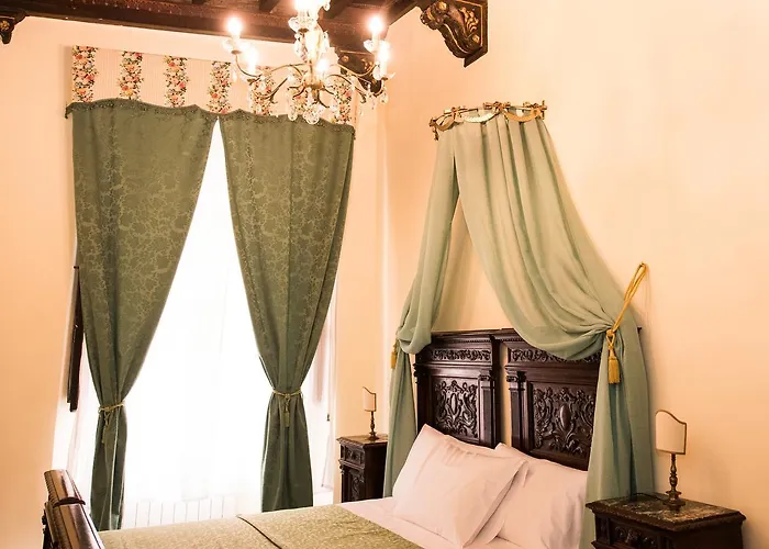 Bed & Breakfast All'ombra Della Torre Only Siena